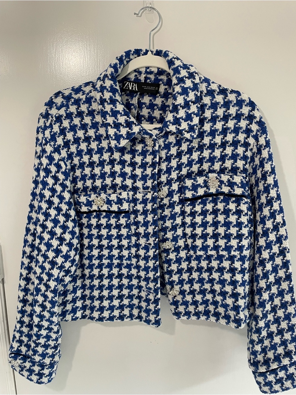 Zara Blue & White Houndstooth Tweed Cropped Jacket. Work,play,preppy.